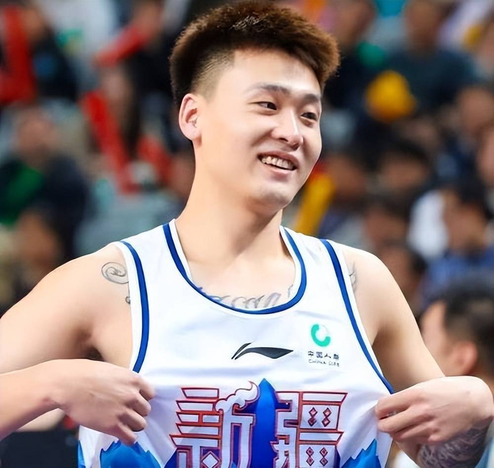 包含新疆男篮力克江苏男篮，武器库齐备再次逆转的词条