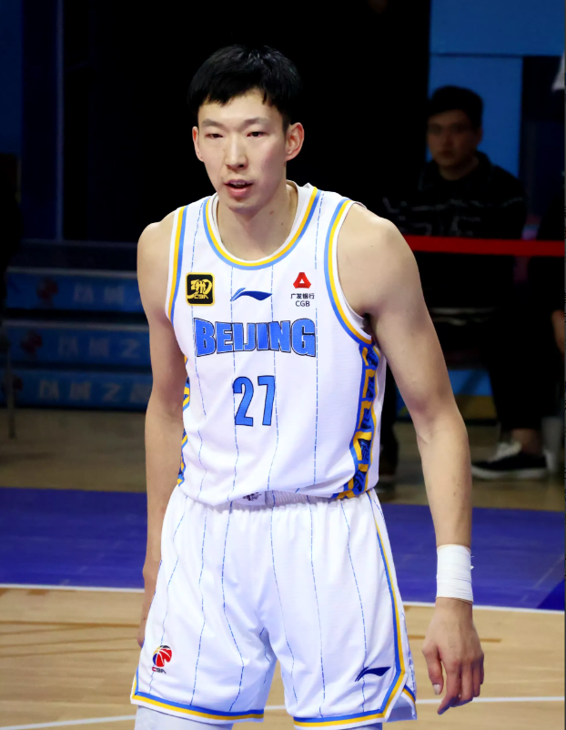 周琦15分首钢惜败广厦姜伟泽16分吉林胜福建